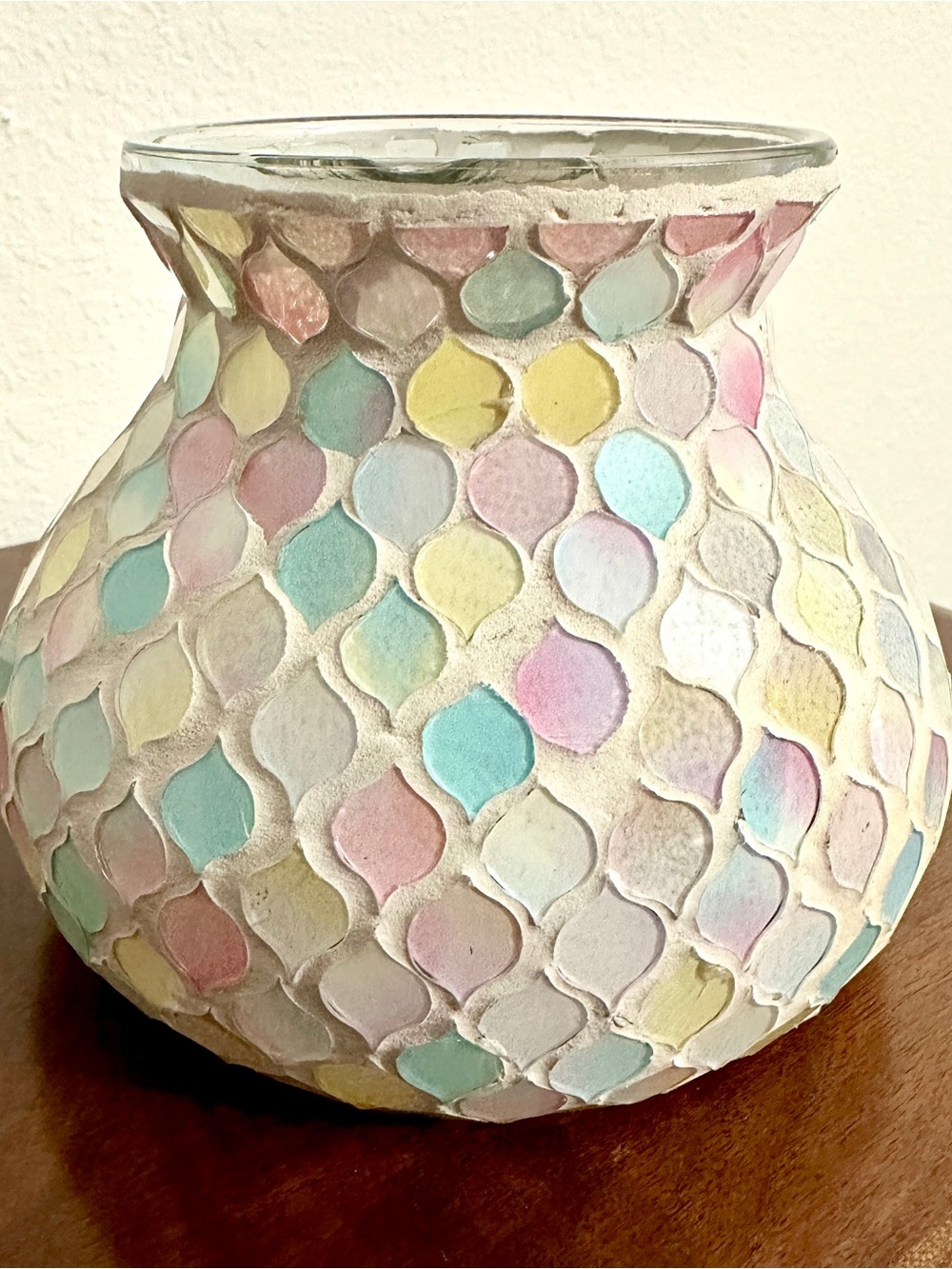 Mosaic Pastel Teardrop Glass Vase - Picture 6 of 6